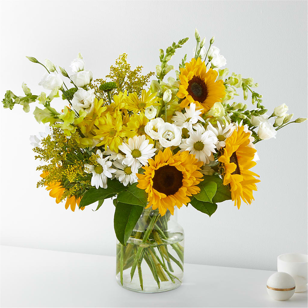 Hello Sunshine Bouquet – WARD'S FLORIST AND GREENHOUSE, Beverly MA