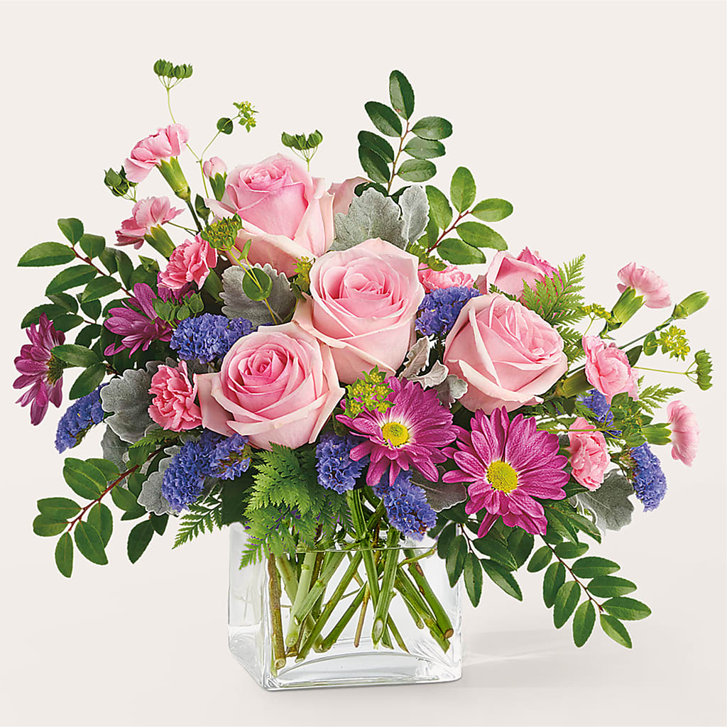 Starlet Bouquet – WARD'S FLORIST AND GREENHOUSE, Beverly MA
