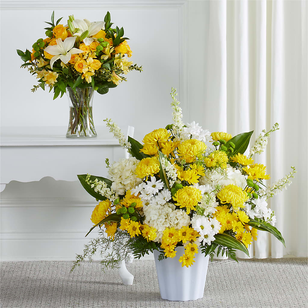 Warm Remembrance Bundles – WARD'S FLORIST AND GREENHOUSE, Beverly MA