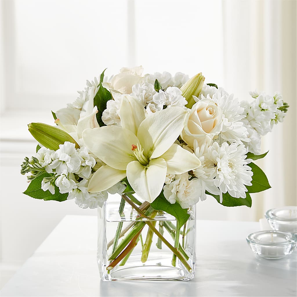 Gentle Breeze Bouquet – WARD'S FLORIST AND GREENHOUSE, Beverly MA