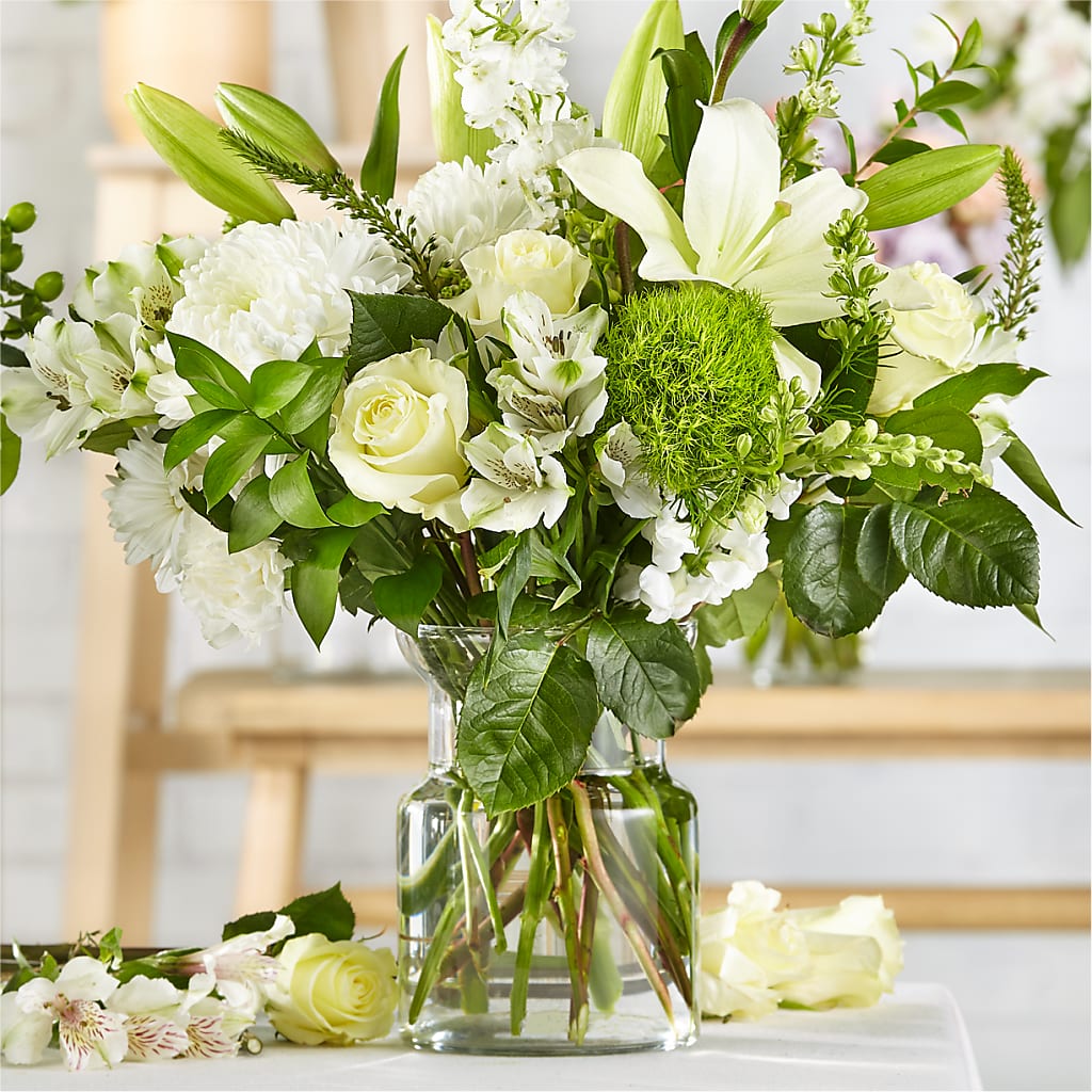 Classic Ivory – A Florist Original – WARD'S FLORIST AND GREENHOUSE, Beverly MA