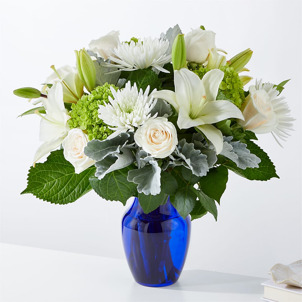 Snowy Dreams Bouquet – WARD'S FLORIST AND GREENHOUSE, Beverly MA