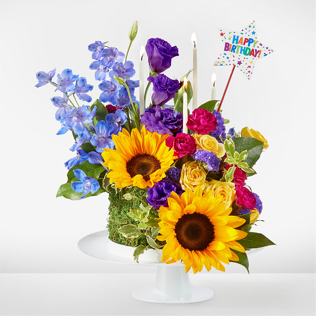 Star of the Day Floral Cake – WARD'S FLORIST AND GREENHOUSE, Beverly MA