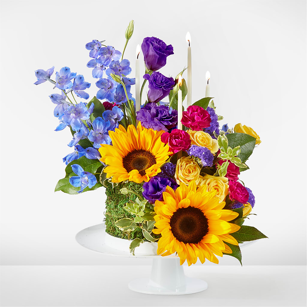 Star of the Day Floral Cake – WARD'S FLORIST AND GREENHOUSE, Beverly MA