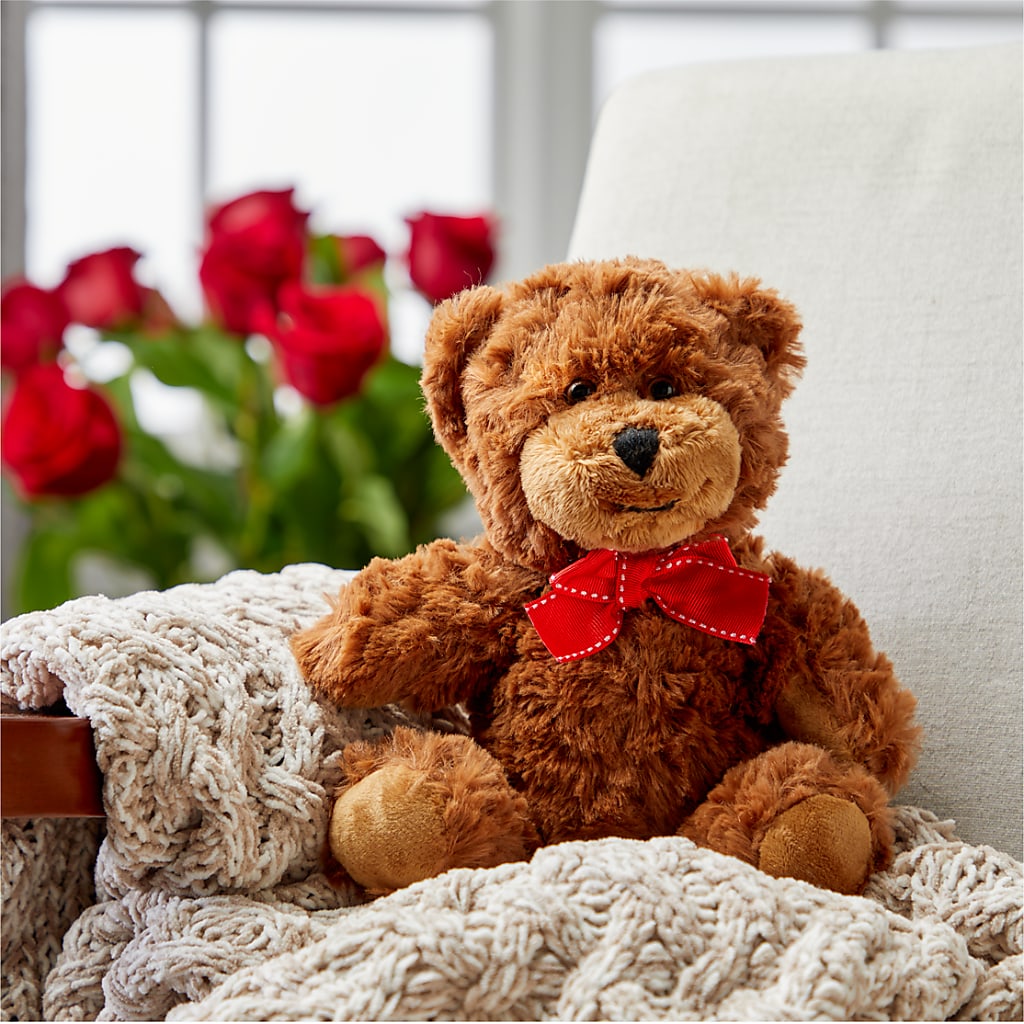 Romantic Long Stem Red Rose Bouquet Bundles – WARD'S FLORIST AND GREENHOUSE, Beverly MA