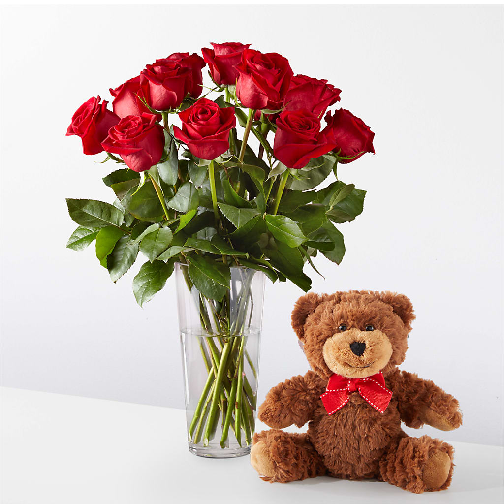 Romantic Long Stem Red Rose Bouquet Bundles – WARD'S FLORIST AND GREENHOUSE, Beverly MA