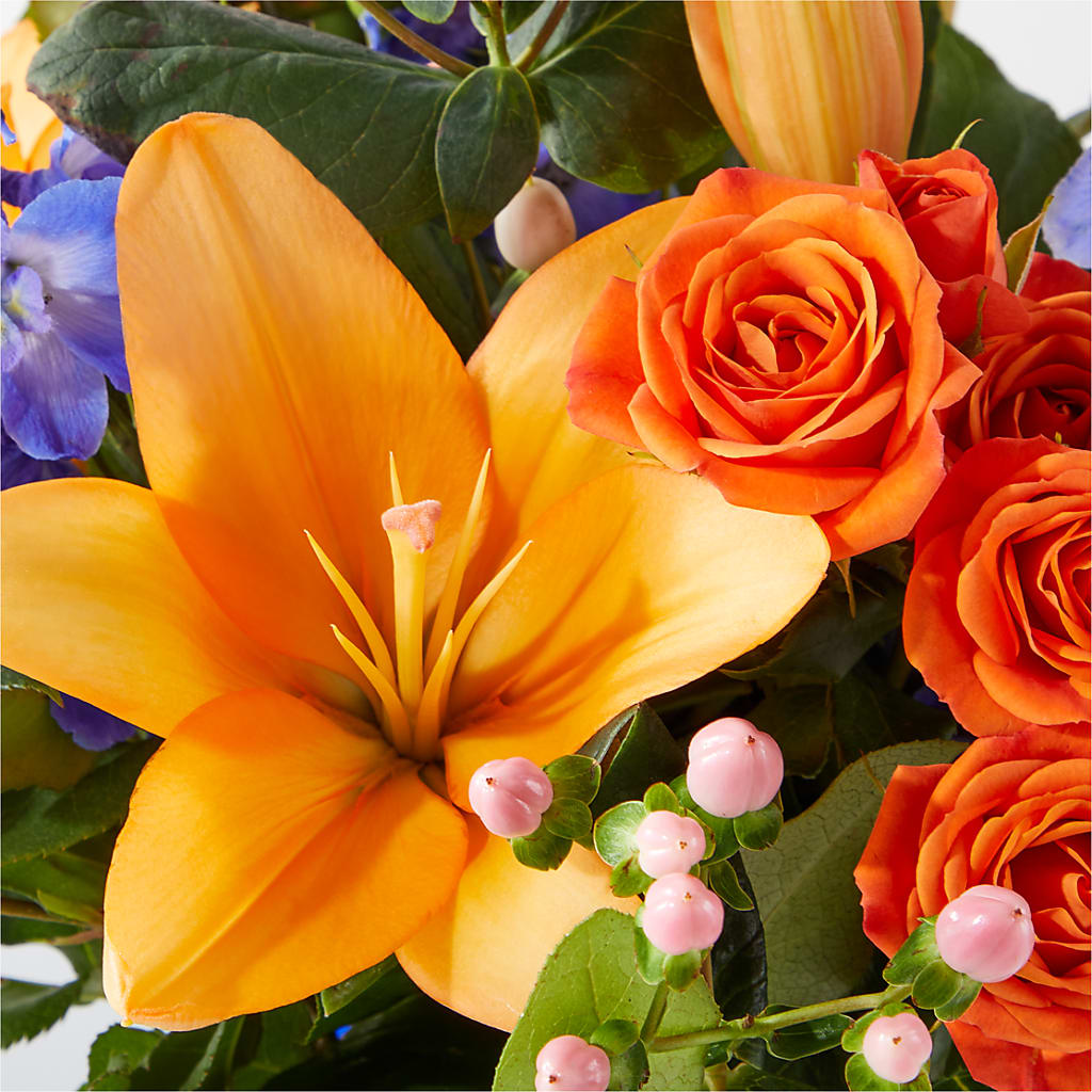 Radiant Citrus Bouquet – WARD'S FLORIST AND GREENHOUSE, Beverly MA