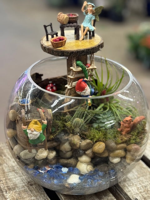 Gnome Hollow Hideaway Fairy Garden