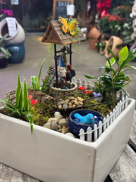 Gnome Takes a Tiny Time-Out