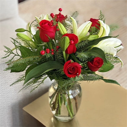 Sparkling Snowflakes Bouquet – WARD'S FLORIST AND GREENHOUSE, Beverly MA