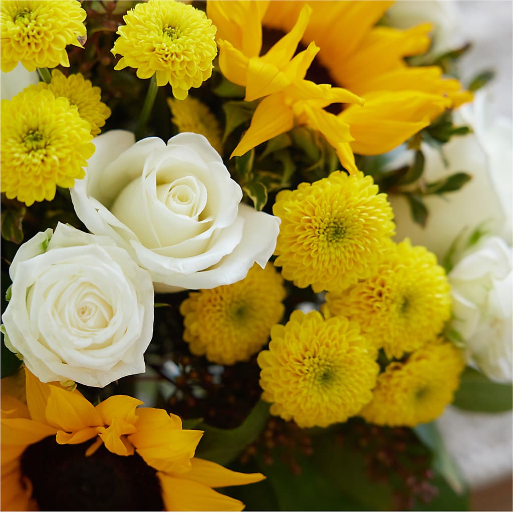 Luminous Morning Bouquet – WARD'S FLORIST AND GREENHOUSE, Beverly MA