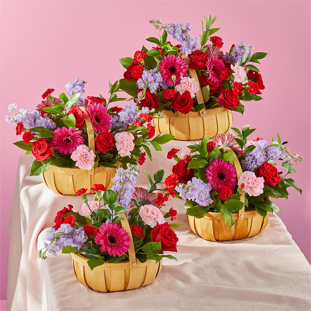 Pink Picnic Basket – WARD'S FLORIST AND GREENHOUSE, Beverly MA