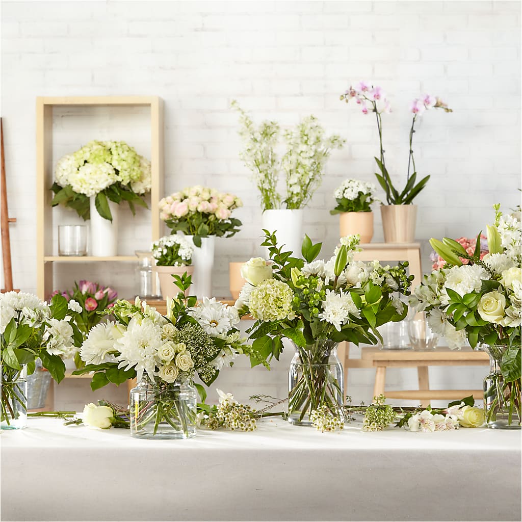Classic Ivory – A Florist Original – WARD'S FLORIST AND GREENHOUSE, Beverly MA