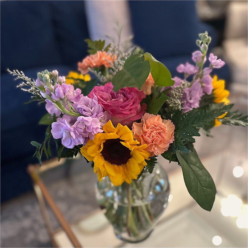 Yellow Brick Road Bouquet – WARD'S FLORIST AND GREENHOUSE, Beverly MA