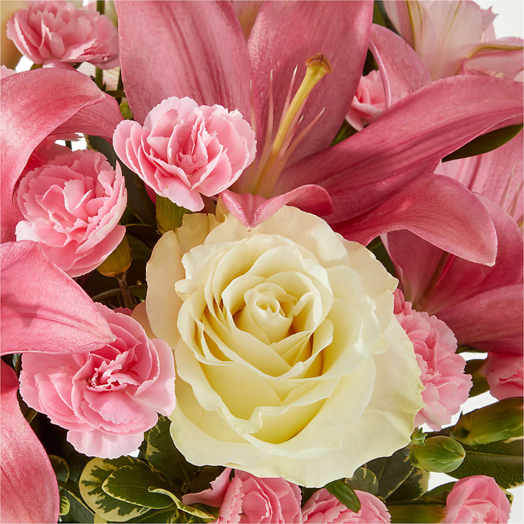 Piece of Cake Bouquet – WARD'S FLORIST AND GREENHOUSE, Beverly MA