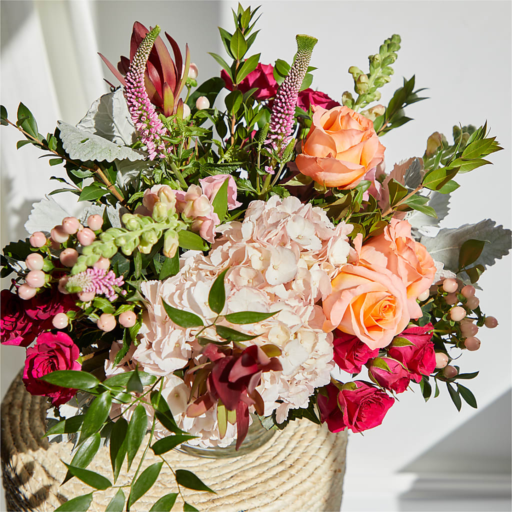 Glitz & Glam Bouquet – WARD'S FLORIST AND GREENHOUSE, Beverly MA