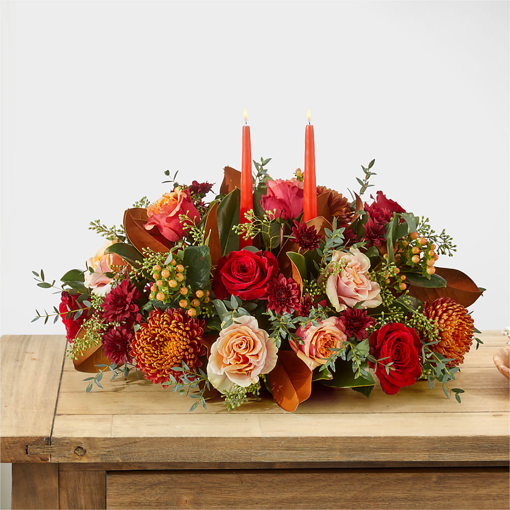 Gather Near Centerpiece – WARD'S FLORIST AND GREENHOUSE, Beverly MA